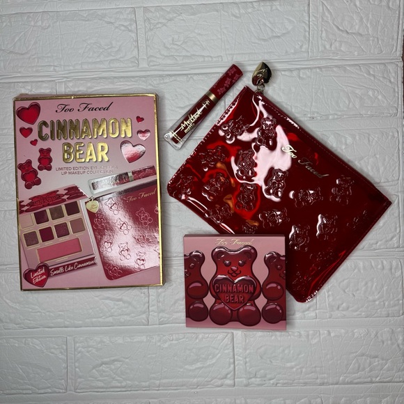 New Too Faced Cinnamon Bear Limited Edition Eye, Cheek & Lip Makeup Collection - Picture 13 of 16